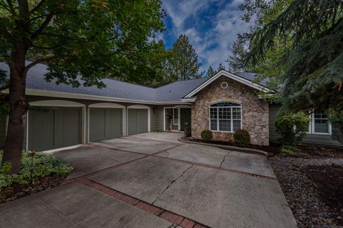 20412 Buttermilk, Bend, OR, 97702-9490 | Card Image