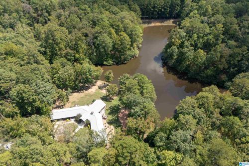 9215 Bear Creek Rd, STERRETT, AL, 35147-9105 | Card Image
