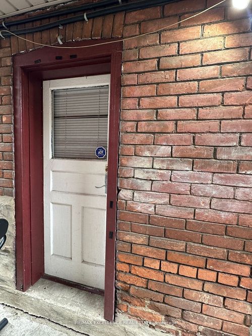 bsmt-25 Barnesdale Ave S, Hamilton, ON, L8M2V1 | Card Image