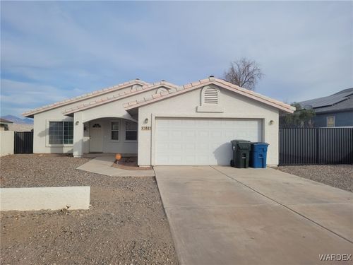 1621 Central Ave, Bullhead City, AZ, 86442-8003 | Card Image
