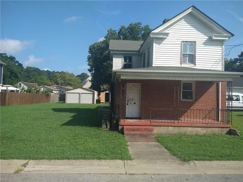 810 Lincoln Ave, Suffolk, VA, 23434-5528 | Card Image