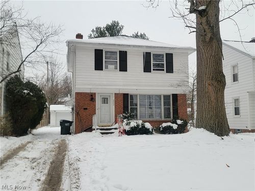 3802 Fairoaks Rd, South Euclid, OH, 44121-1925 | Card Image