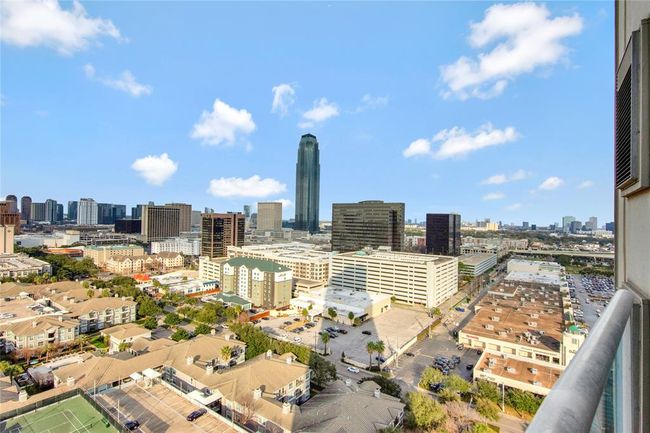 UNIT-1702 - 3388 Sage Rd, Condo with 3 bedrooms, 3 bathrooms and null parking in Houston TX | Image 48
