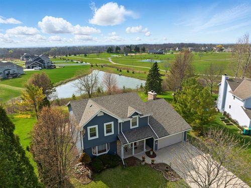 W147N10505 Wilson Drive, Germantown, WI, 53022 | Card Image
