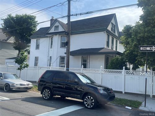 12518 97th Avenue, New York, NY, 11419 | Card Image