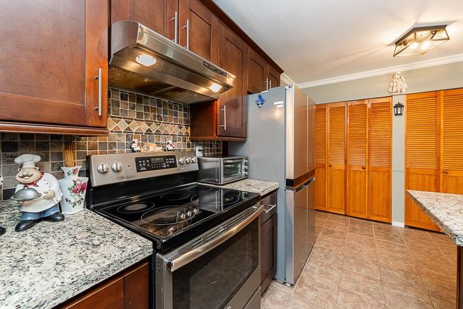 19519 115 A Ave, House other with 3 bedrooms, 3 bathrooms and 4 parking in Pitt Meadows BC | Image 11