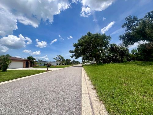 25 Oakland Hills Pl, ROTONDA WEST, FL, 33947 | Card Image