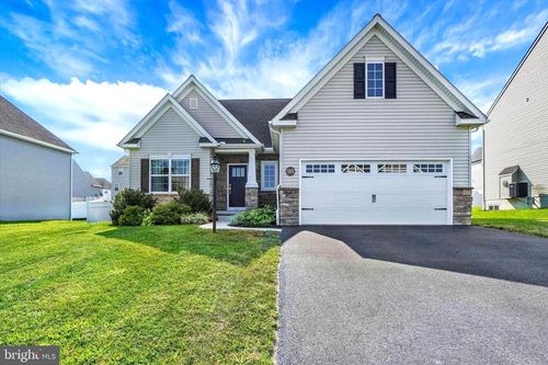 185 Hollyhock Dr, MANCHESTER, PA, 17345-9120 | Card Image