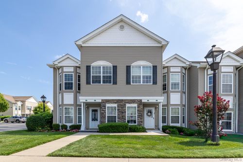 421 Autumn Dr, East Meadow, NY, 11554-2272 | Card Image