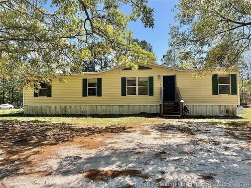 1789 W Parkton Tobermory Rd, Parkton, NC, 28371-9671 | Card Image