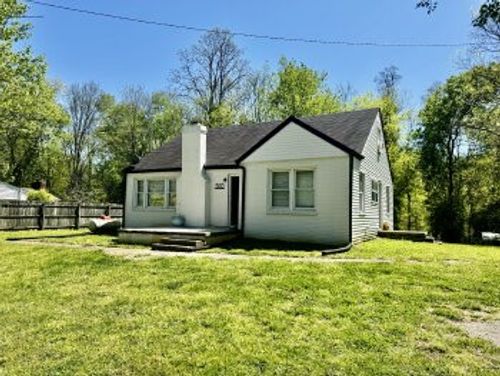 1510 Zinc Plant Rd, Clarksville, TN, 37040-6923 | Card Image