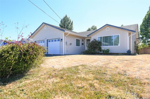 2237 Tull Ave, Courtenay, BC, V9N7S1 | Card Image