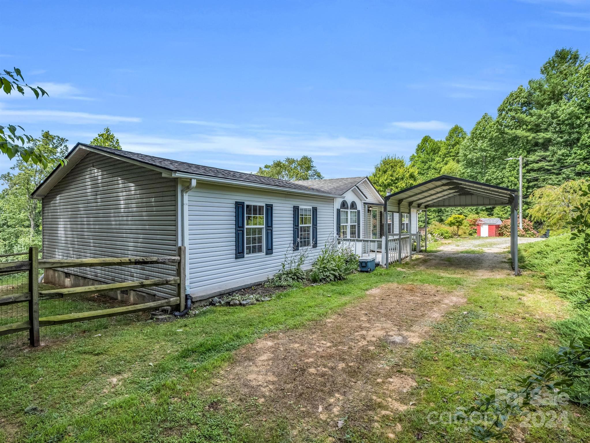 Bane Rd, Mills River, NC 28759
