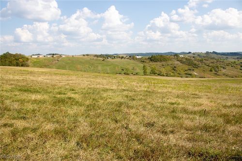 57937 Township Road 261, West Lafayette, OH, 43845-9622 | Card Image