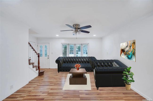 25 N Montgomery St, House other with 4 bedrooms, 2 bathrooms and null parking in Valley Stream NY | Image 4