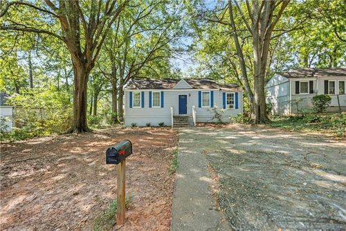 1324 Almont Dr Sw, Atlanta, GA, 30310-3751 | Card Image