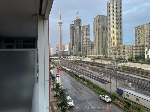 306e-576 Front St W, Toronto, ON, M5V0P8 | Card Image