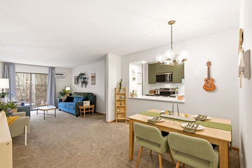 4-1509 Martin Street, Madison, WI, 53713 | Card Image