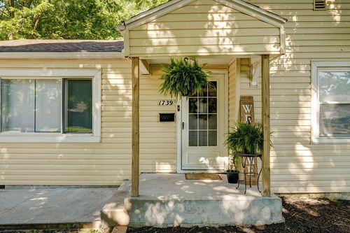 1739 South Ave, Springfield, MO, 65807-2012 | Card Image