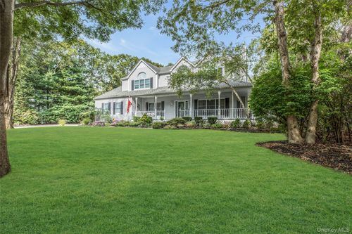 7 Martha Pl, Port Jefferson Station, NY, 11776-3120 | Card Image