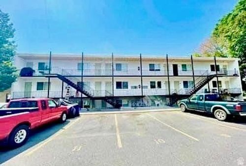 640 E 600 N, Logan, UT, 84321-3502 | Card Image