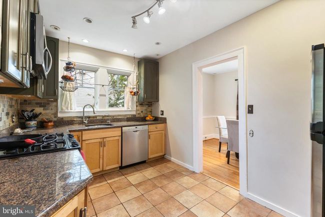1412 N Wakefield St, House other with 3 bedrooms, 2 bathrooms and null parking in ARLINGTON VA | Image 13