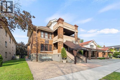 3-269 Randolph Pl, Windsor, ON, N9B2T2 | Card Image