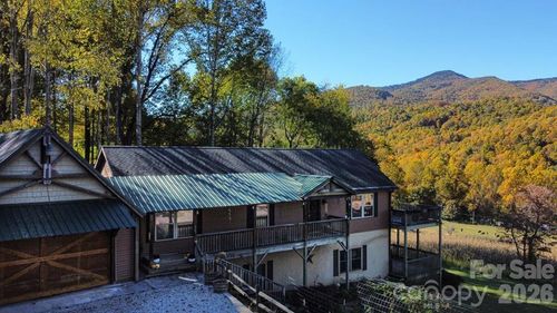 262 Sams Trl, Waynesville, NC, 28786-7935 | Card Image