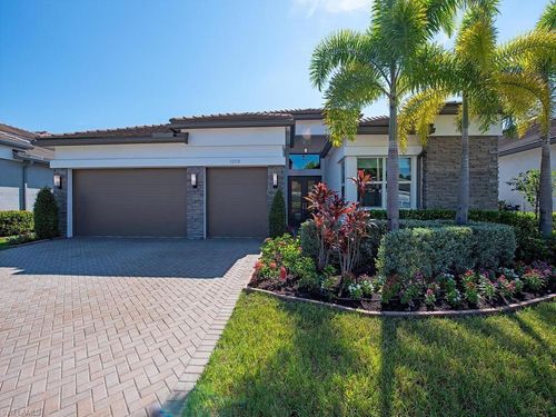 12058 Mimosa St, NAPLES, FL, 34120-4045 | Card Image