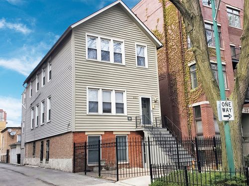 ch-330 Evergreen Ave, Chicago, IL, 60610-2992 | Card Image