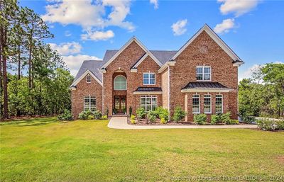 541 Swan Island Court, House other with 5 bedrooms, 2 bathrooms and null parking in Fayetteville NC | Image 2