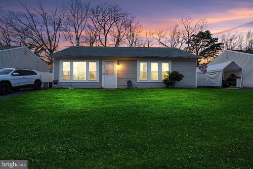 24 Anchor Rd, Barnegat, NJ, 08005-1622 | Card Image