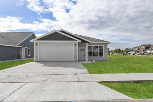 1308 23rd Street E, Williston, ND, 58801 | Card Image