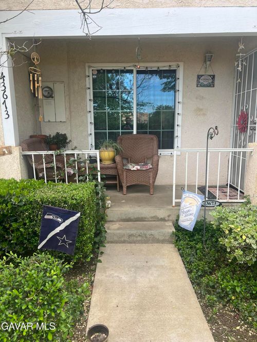 43673 Park Avenue, Lancaster, CA, 93534 | Card Image