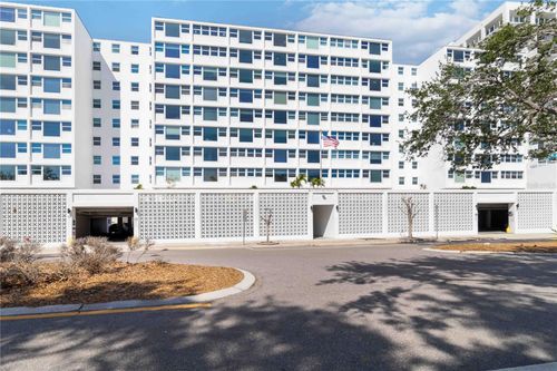 unit-905-33 S Gulfstream Ave, SARASOTA, FL, 34236-8913 | Card Image