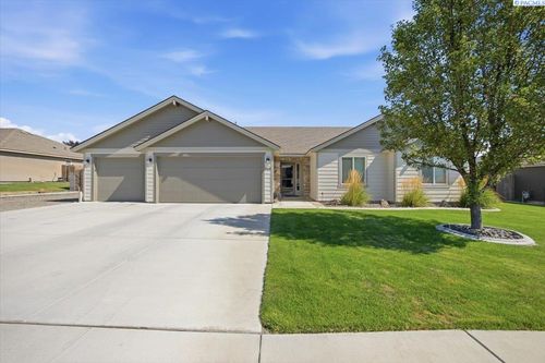 5005 Pinehurst Dr., Pasco, WA, 99301 | Card Image