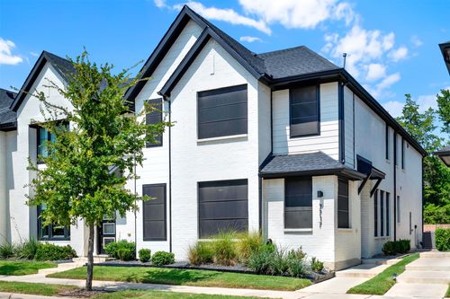 7717 Reis Ln, North Richland Hills, TX, 76182-1926 | Card Image