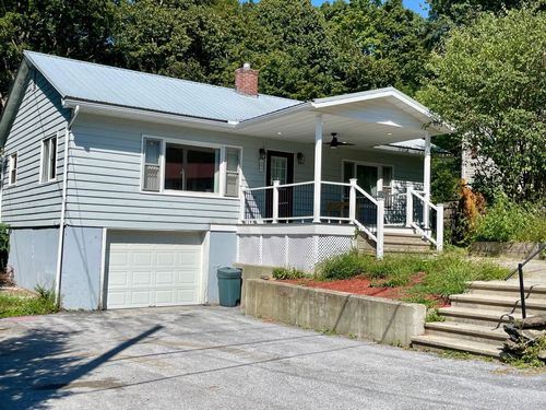 3 Quarry Ct, Saint Albans, VT, 05478-3301 | Card Image