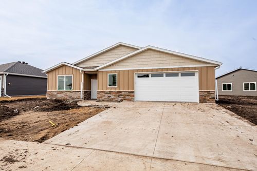 1609 5th Ave Ne, Dilworth, MN, 56529-7501 | Card Image