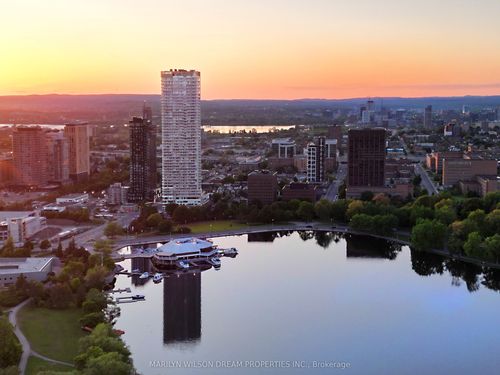 4003-805 Carling Ave, Ottawa, ON, K1S5W9 | Card Image