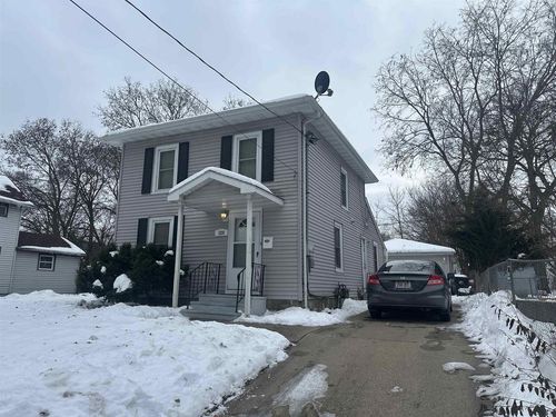 328 Vernon Avenue, Beloit, WI, 53511 | Card Image