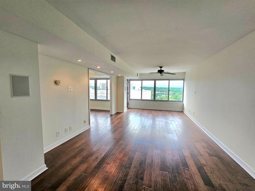 unit-1410-5340 Holmes Run Pkwy, ALEXANDRIA, VA, 22304-2825 | Card Image
