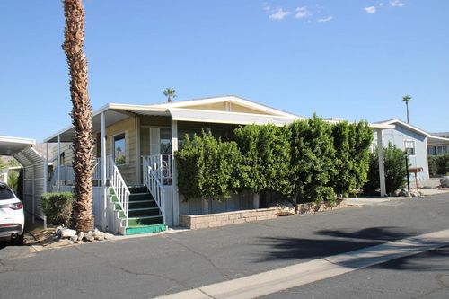 43-18555 Roberts Rd, Desert Hot Springs, CA, 92241-6742 | Card Image