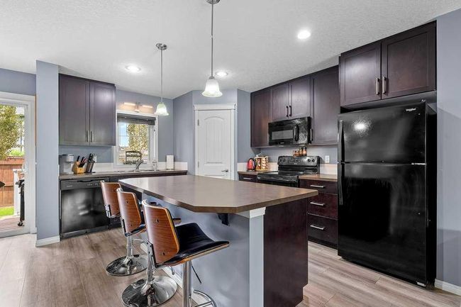 117 Chaparral Valley Gdns Se, Townhouse with 3 bedrooms, 3 bathrooms and 2 parking in Calgary AB | Image 10