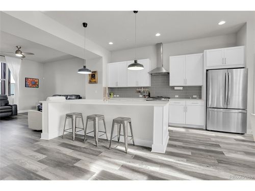 7040 W Alaska Dr, Lakewood, CO, 80226 | Card Image