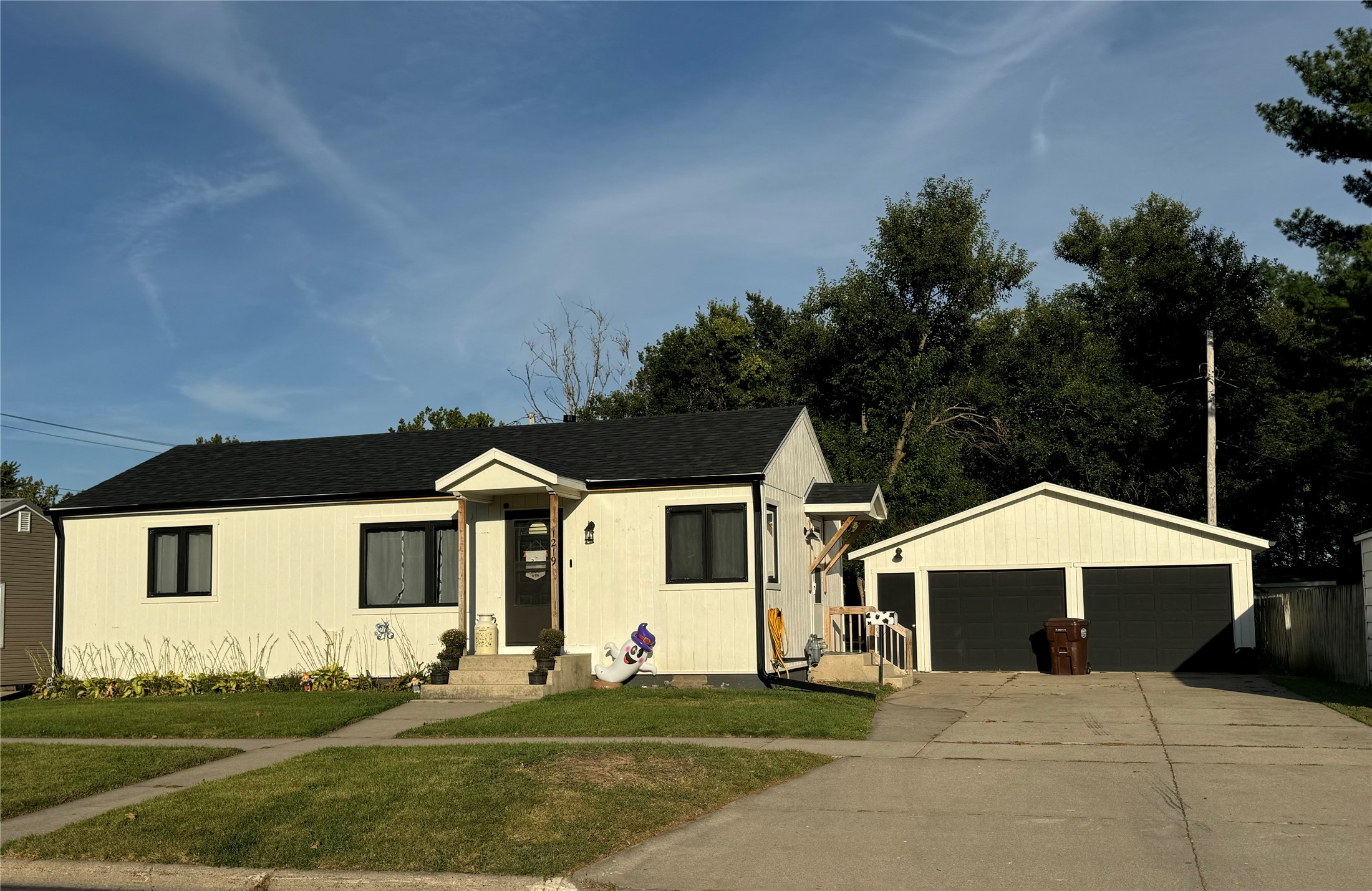 11th St, Nevada, IA 50201