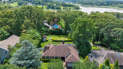 17 Melody Ln, Bayville, NY, 11709-3015 | Card Image