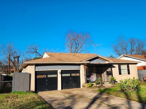 8715 Fairhaven Ln, Dallas, TX, 75227-8318 | Card Image