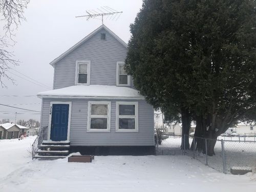 324 Whiteside Ave, Buhl, MN, 55713-4472 | Card Image