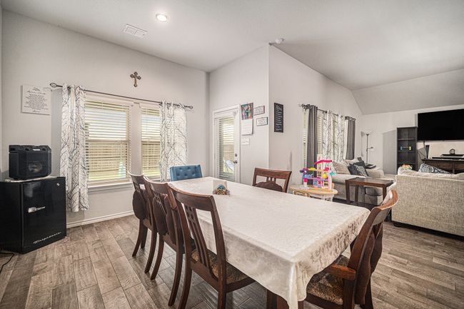 6505 Boot Jack Dr, House other with 4 bedrooms, 3 bathrooms and null parking in Joshua TX | Image 7
